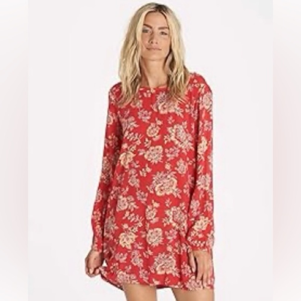 Billabong Red Floral Flowy Long Sleeved Dress, Back V Cut, Size L